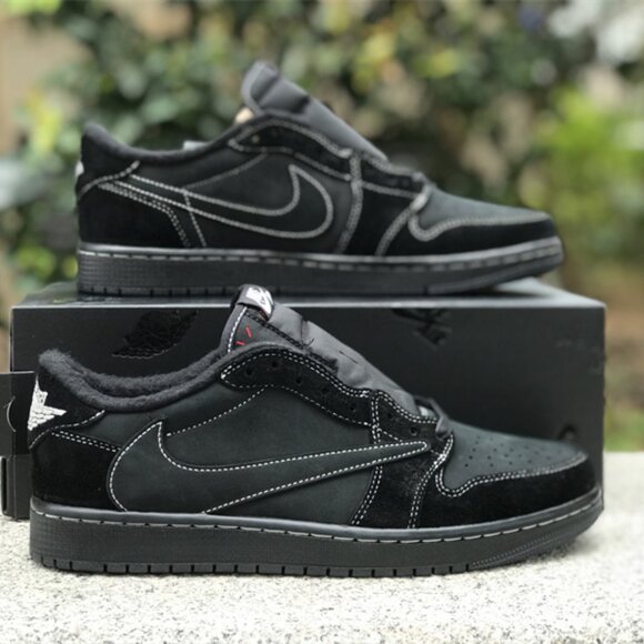 TRAVIS SCOTT PHANTOM BLACK